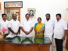 இபிஎஸ் முன்னிலையில் அதிமுகவில் இணைந்த உசிலம்பட்டி நகர்மன்ற தலைவர் சகுந்தலா