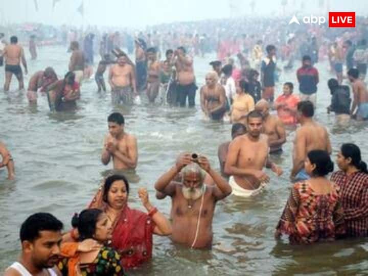 माघ का पवित्र महीना 26 जनवरी 2024 से शुरु हो रहा है. ये महीना 24 फरवरी तक चलेगा और माघ पूर्णिमा के साथ समाप्त होगा. माघ के माह में प्रयागराज में संगम तट पर गंगा में स्नान करने का विशेष महत्व होता है.