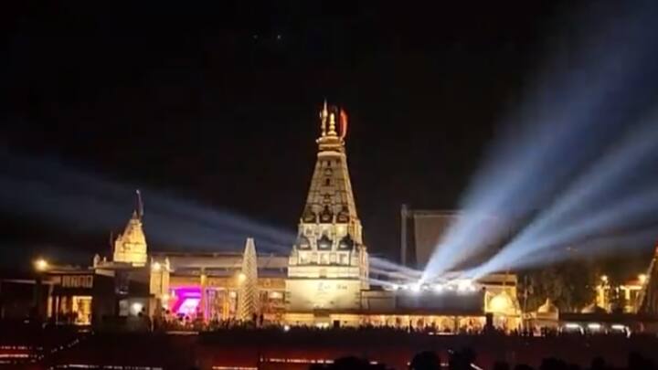 Ayodhya Ram Mandir Inauguration 61 thousand lamps were lit in Pashupatinath temple in Mandsaur Indore Ram Mandir Opening: रामलला की प्राण प्रतिष्ठा के मौके पर पशुपतिनाथ मंदिर में जले 61 हजार दिये, इंदोर का ये मंदिर भी जगमगा उठा