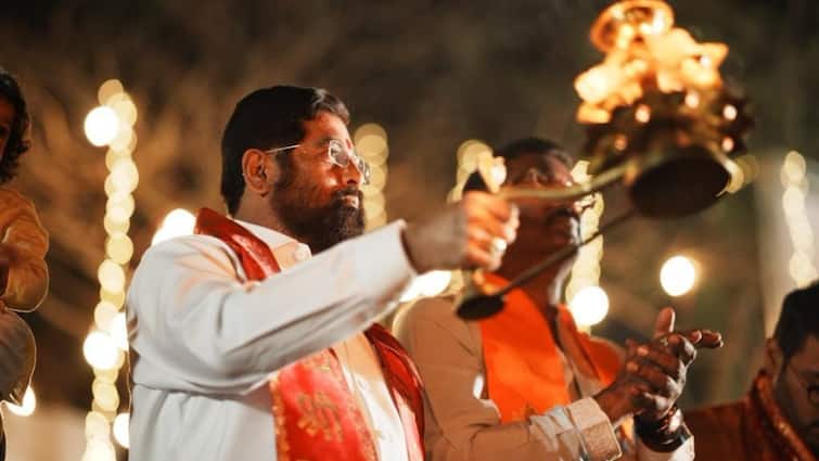 Maharashtra CM Eknath Shinde on Ram Mandir Pran Pratistha Shiv Sena UBT Uddhav Thackeray Maharashtra Politics: अयोध्या नहीं गए उद्धव ठाकरे पर भड़के सीएम शिंदे, बोले- 'जो राम का नहीं वो...'