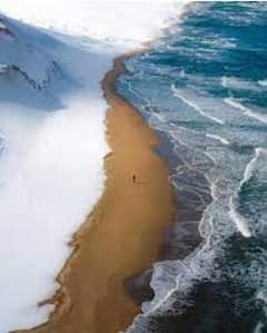 ਅਜੀਬ ਜਾਪਾਨ ਦਾ ਇਹ ਬੀਚ, ਰੇਤ-ਬਰਫ ਅਤੇ ਪਾਣੀ ਦਾ ਹੁੰਦਾ ਅਦਭੁਤ ਸੰਗਮ, ਦੇਖੋ ਤਸਵੀਰਾਂ