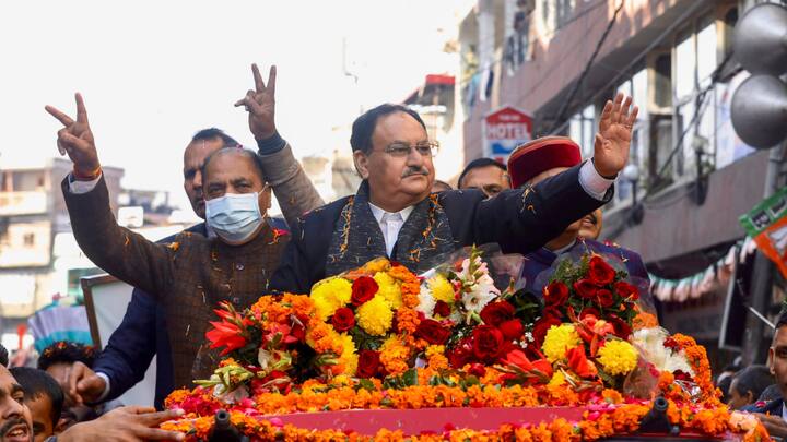 दिग्गज समाजवादी नेता और जननायक कर्पूरी ठाकुर को भारत रत्न देने के न‍िर्णय का बीजेपी को बिहार से बाहर क‍ि‍तना फायदा होगा? इस सवाल पर भी लोगों ने अपना बड़ा मत द‍िया है. ओप‍िन‍ियन पोल सर्वे का ह‍िस्‍सा बने लोगों में से 43 फीसदी का मानना है क‍ि बीजेपी को इसका ब‍िहार के अलावा दूसरे राज्‍यों में भी बड़ा फायदा होगा.