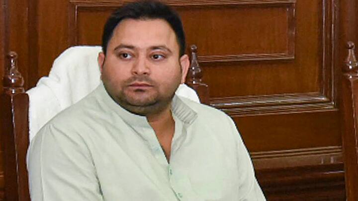 ओप‍िन‍ियन पोल सर्वे में 35 फीसदी लोगों का कहना है क‍ि जननायक कर्पूरी ठाकुर को भारत रत्न देकर विपक्ष के जातीय राजनीति के मुद्दे पर इसका कोई असर नहीं पड़ने वाला है.