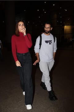 Shahid Kapoor, Kriti Sanon Ace Casual Airport Look - See Pics