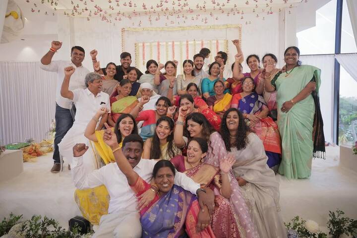 அந்த புகைப்படங்களை பகிர்ந்து நடிகை சாய்பல்லவி தங்கைக்கு வாழ்த்து தெரிவித்துள்ளார்.