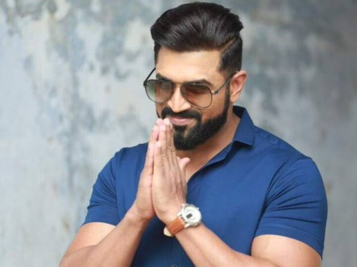 கேப்டன் மில்லர் மற்றும் அயலான் திரைப்படங்களுடன் போட்டியிட்டு களத்தில் இறங்கிய 'மிஷன் சாப்டர் 1' திரைப்படம் சைலெண்டாக ஹிட் அடித்தது.