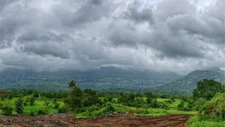 Weather Forecast IMD Update Rain Prediction Maharashtra Uttar Pradesh Himachal jammu kashmir marathi news Weather Update : महाराष्ट्रात पावसाची शक्यता, उत्तर भारतात तापमानात आणखी घट होणार