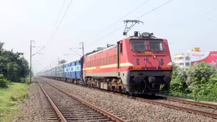Aastha Special Train MP first Aastha special train will leave from Jabalpur for Ayodhya UP on 30 January 2024 ANN Aastha Special Train: एमपी के राम भक्तों को रेलवे का तोहफा, 30 जनवरी को अयोध्या के लिए रवाना होगी पहली आस्था स्पेशल ट्रेन