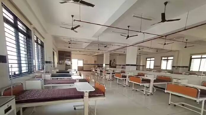 Cashless Treatment:  Now access any hospital for seamless treatment under your health insurance policy Cashless Treatment: હવે દેશમાં કોઇ પણ હોસ્પિટલમાં કરાવી શકાશે Cashless સારવાર, હોસ્પિટલ નેટવર્કની ઝંઝટ ખત્મ
