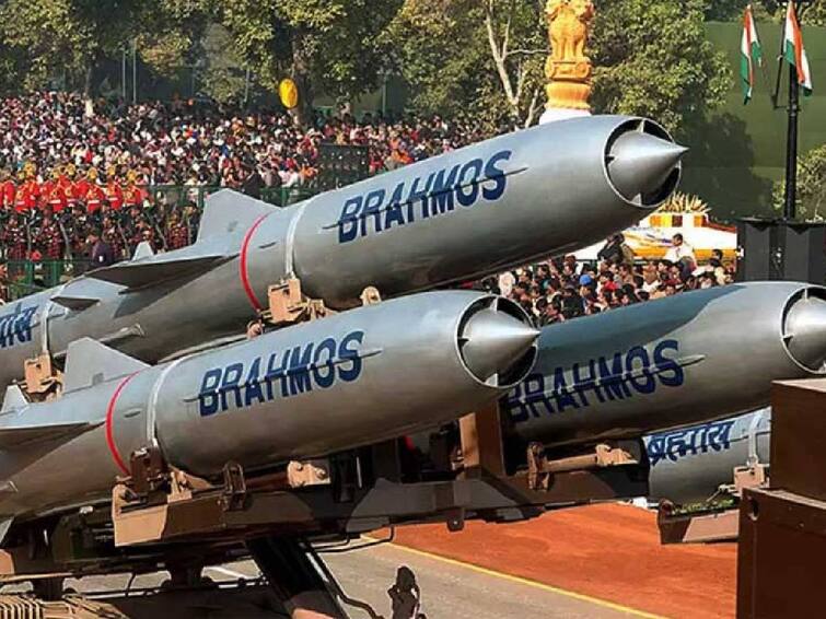 India to begin export of ground systems for BrahMos supersonic cruise missiles in next 10 days. BrahMos Missile: பிரம்மோஸ் ஏவுகணைக்கான ஏற்றுமதி.. 10 நாட்களில் தொடங்கும் என இந்தியா உறுதி..