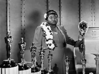 Oscars: தனியாக அமரவைக்கப்பட்ட ஆஸ்கர் வென்ற முதல் கறுப்பினப் பெண்: வரலாற்றில் என்றும் நினைவுகூரப்படும் உரை!