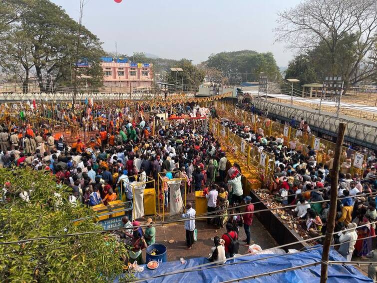 Medaram Jatara TSRTC plans to run six thousand rtc special buses for sammakka saralamma jatara Medaram Jatara: మేడారం జాతరకు వేలల్లో స్పెషల్ బస్సులు, మహిళలకు ఫ్రీ టికెట్ వర్తిస్తుందా?