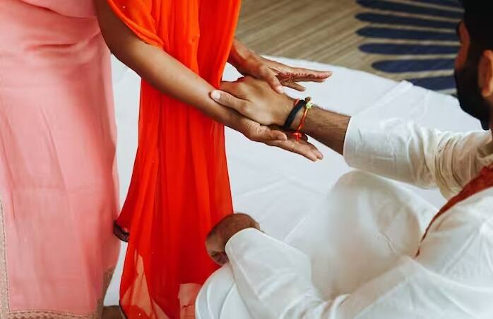 મોટી ઉંમરે લગ્ન કરવાથી કપલ્સ એકબીજાની જવાબદારીઓ અને પ્રાથમિકતાઓને સમજે છે. આવા કપલ્સ દરેક મુદ્દા પર ઝઘડો કરવાનું ટાળે છે પરંતુ તેઓ એ પણ જાણે છે કે તેમના સંબંધ માટે શું શ્રેષ્ઠ છે.