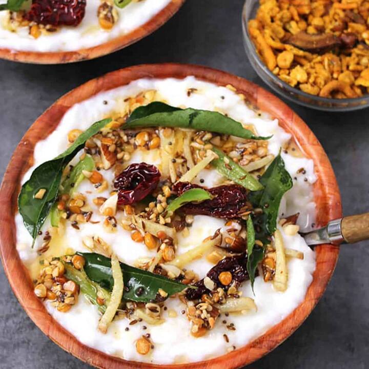 ਦਹੀਂ ਵਿੱਚ ਬਹੁਤ ਸਾਰੇ ਤੱਤ ਪਾਏ ਜਾਂਦੇ ਹਨ, ਜੋ ਸਰੀਰ ਵਿੱਚ ਇਨਫੈਕਸ਼ਨ ਤੋਂ ਬਚਾਉਣ ਵਿੱਚ ਮਦਦ ਕਰਦੇ ਹਨ।