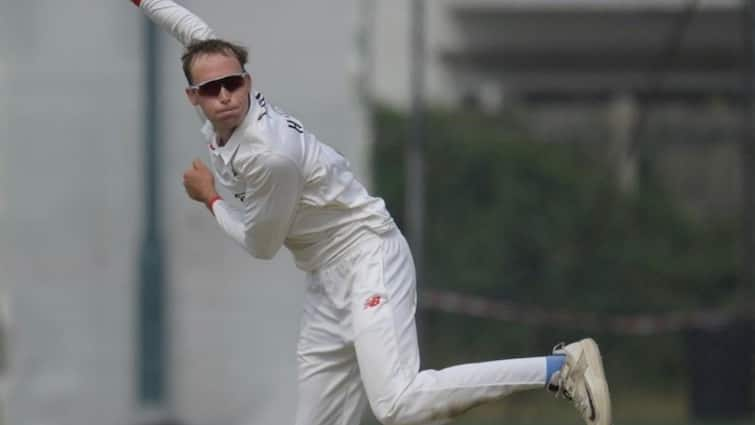 IND vs ENG Tom Hartley debut for england against india 1st test Hyderabad IND vs ENG: इंग्लैंड की प्लेइंग इलेवन में शामिल हुआ घातक स्पिन बॉलर, रोहित-शुभमन को रहना होगा सावधान!