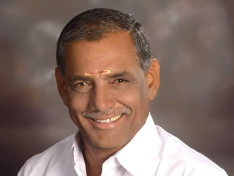 Police investigating the hanging of a dmk official payya alias krishnan in Coimbatore கோவை திமுக பிரமுகர் கிருஷ்ணன் தூக்கிட்டு தற்கொலை : காவல்துறையினர் விசாரணை