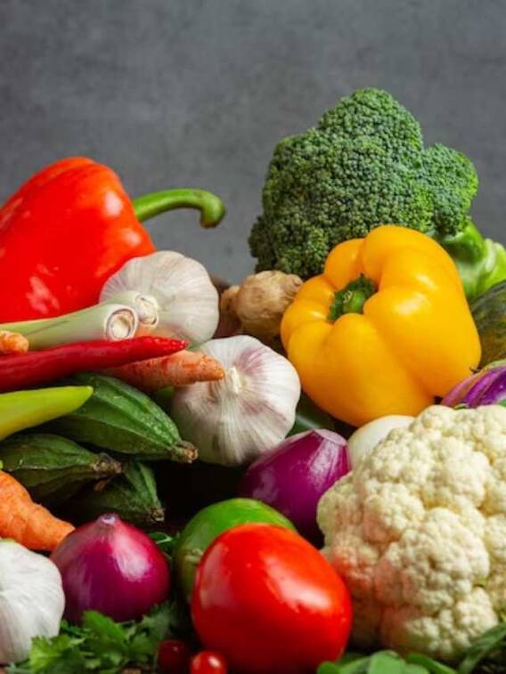 इन सब्जियों को भूलकर भी ना खाएं कच्चा