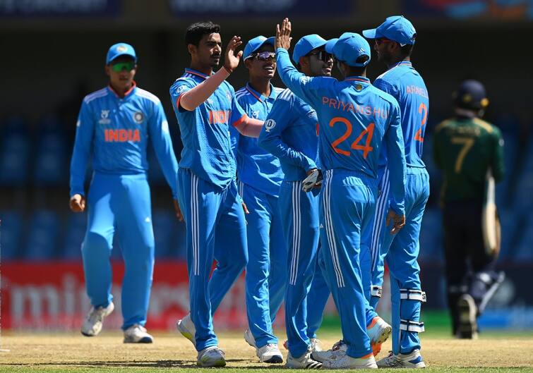 under-19-world-cup-2024-indian-team-defeat-ireland-by-201-runs U19 World Cup 2024: વર્લ્ડ કપમાં ભારતનો જલવો યથાવત, આયર્લેન્ડને 201 રનથી હરાવ્યું, આ બે ખેલાડી બન્યા હિરો