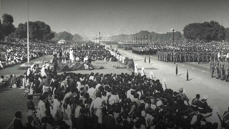 where did Republic Day parade held in India before kartavya path Republic Day Parade: कभी इरविन स्टेडियम, कभी किंग्सवे तो कभी रामलीला मैदान, जानते हैं कर्तव्य पथ से पहले कहां होती थी रिपब्लिक डे की परेड