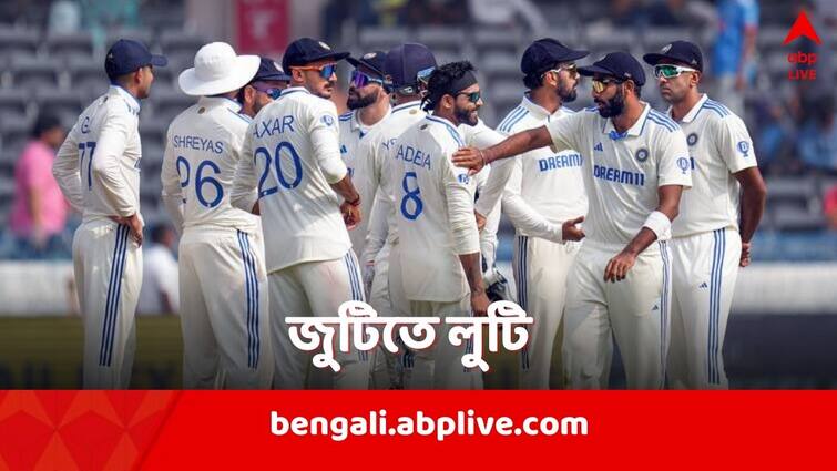 Ravindra Jadeja and Ravichandran Ashwin creates new history as a bowling pair in IND vs ENG 1st Test IND vs ENG 1st Test: ইংল্যান্ডের বিরুদ্ধে প্রথম টেস্টেই অনন্য নজির গড়ল অশ্বিন-জাডেজা জুটি