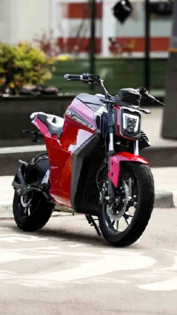 एक ते चार लाख रेंजमध्ये भन्नाट इलेक्ट्रिक बाईक्स...