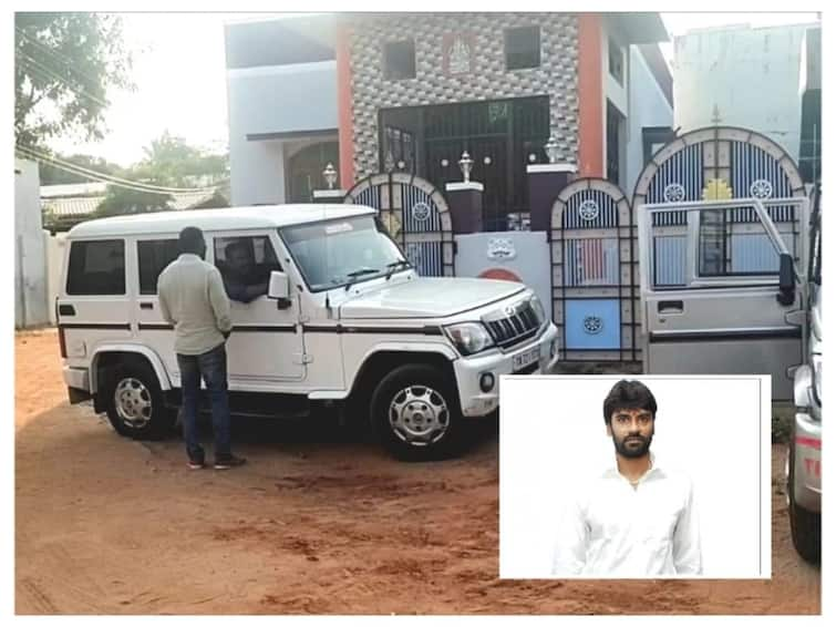 Nellai news Weapons including guns and sickles seized from Rocket Raja's house - TNN ராக்கெட் ராஜா வீட்டில் துப்பாக்கி, அரிவாள் உள்ளிட்ட பயங்கர ஆயுதங்கள் பறிமுதல்