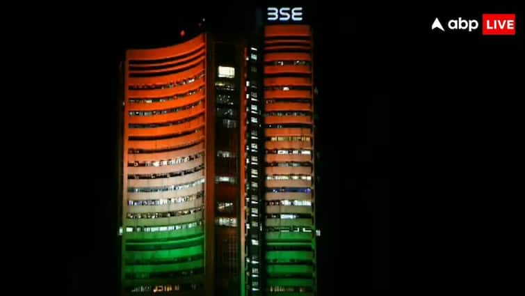 republic day 26 january special mumbai share market BSE Building in try Colours stock market marathi news  BSE : मुंबई शेअर बाजार तिरंग्याच्या रंगात रंगणार, सर्वात जुन्या शेअर बाजारात असा साजरा होणार प्रजासत्ताक दिन