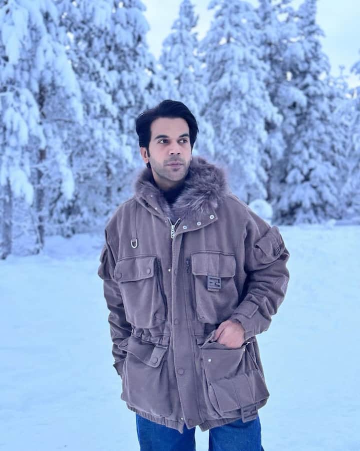 स्त्री2 -  राजकुमार राव और श्रद्धा कपूर एक फिर दर्शकों को डराने के लिए आ रहे हैं. ये जोड़ी 2018 स्त्री के बाद अब स्त्री2 में नजर आएगी. फिल्म इसी साल अगस्त में रिलीज होगी.