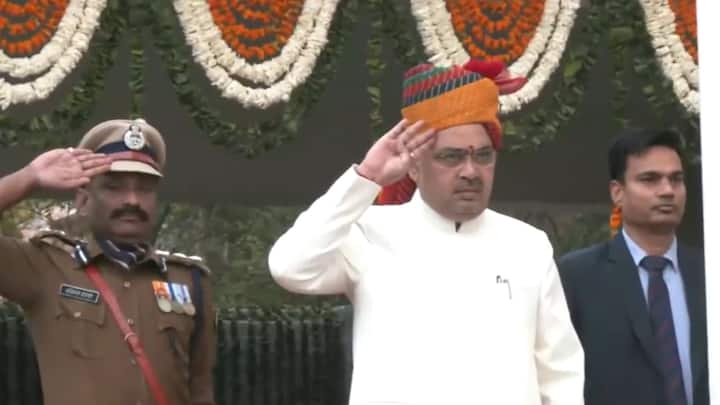 75th Republic Day Rajasthan CM Bhajanlal Sharma hoisted national flag at his residence Republic Day 2024: राजस्थान के CM भजनलाल शर्मा ने अपने आवास पर फहराया तिरंगा, जानें- कहां-कहां करेंगे ध्वजारोहण?
