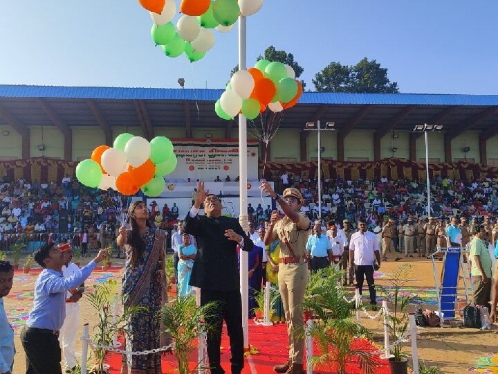 75th Republic Day: சேலத்தில் 75வது குடியரசு தின விழா... தேசியக்கொடியை ஏற்றி வைத்த ஆட்சியர்