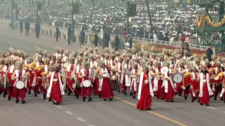 Republic Day 2024 Parade Begins. All-Women Tri-Services Contingent, IAF Fly-Past Highlights On Kartavya Path Republic Day 2024 Parade Kicks Off With 'Avaahan' Performance By Women For The First Time