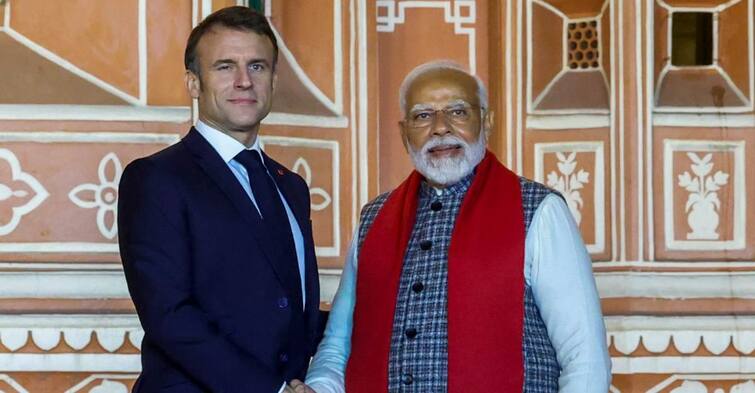 PM Modi Emmanuel Macron Discuss India RoadMap Defence Gaza India France Talks आसमान से लेकर जमीन तक...डिफेंस सेक्टर में एक-दूसरे की ढाल बनेंगे भारत-फ्रांस, टाटा की एयरबस  संग हुई हेलीकॉप्टर डील