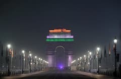 Republic Day 2024 : देशभरात इमारतींवर आकर्षक रोषणाई!