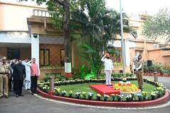 Republic Day 2024 : वर्षा निवासस्थानी मुख्यमंत्री एकनाथ शिंदे यांच्या हस्ते ध्वजवंदन पार पडलं!