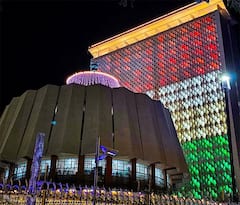 Republic Day 2024 : देशभरात इमारतींवर आकर्षक रोषणाई!