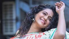 Republic Day : उर्मिलाचा प्रजासत्ताक दिनानिमित्त खास लूक; साडीत दिसतेय एकदम खास!