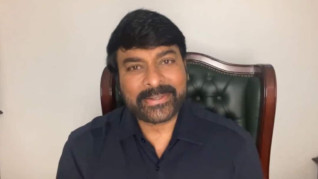 Chiranjeevi thanks PM MODI receiving padma vibhushan award Marathi News Chiranjeevi : पद्मविभूषण मिळाल्यानंतर चिरंजीवी यांची पहिली प्रतिक्रिया, व्हिडीओ शेअर करत म्हणाले
