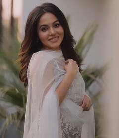 Bhavani Sre Photos : ஜி.வி.பிரகாஷ் தங்கை பவானி ஸ்ரீயின் அசத்தல் புகைப்படங்கள்!