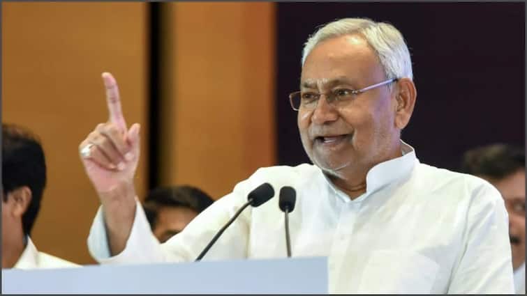 Nitish Kumar back with NDA for this reason, know why dissatisfied with grand alliance, know full details abpp Bihar Politics:નીતિશ કુમાર આ કારણોસર ફરી NDAની સાથે, મહાગઠબંધનથી કેમ અસંતુષ્ટ, જાણો પુરી  ડિટેલ