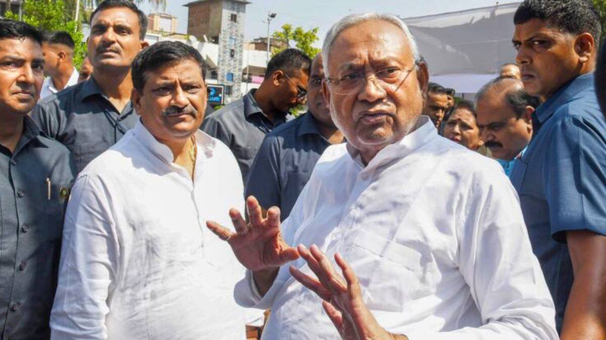 नीतीश ही नहीं, बिहार में पलटीमार नेताओं की लंबी लिस्टः नागमणि 11 तो मांझी 7 बार ले चुके हैं यूटर्न