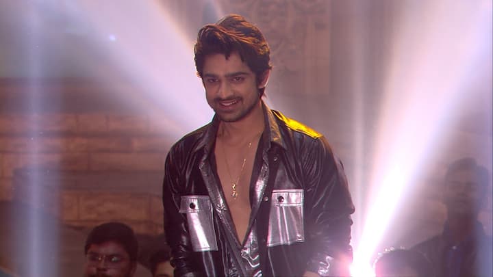 It is to be seen who among the five finalists, will lift the trophy. (All images: Colors)