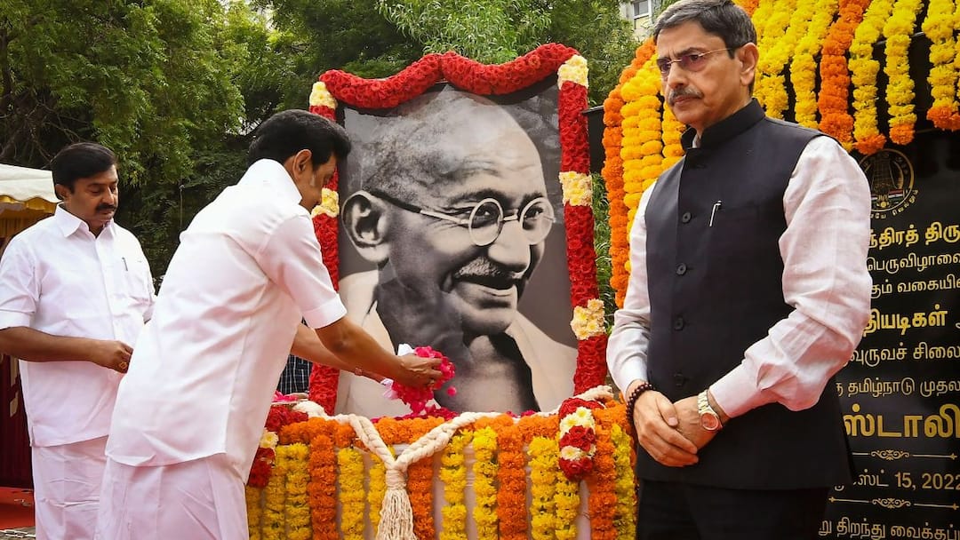 'Didn't Mean To Disrespect Gandhi While Praising Netaji': Tamil Nadu Guv After His Speech Stokes Row Tamil Nadu Governor RN Ravi Speech Stokes Row Didn't Mean To Disrespect Mahatma Gandhi While Praising Netaji 'Didn't Mean To Disrespect Gandhi While Praising Netaji': Tamil Nadu Guv After His Speech Stokes Row