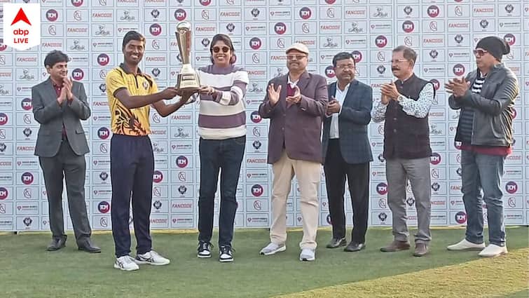 Purba Medinipur Dragons defeated Alipurduar Thunders by 5 wickets in the NCC Cricket know details NCC Cricket: ঝুলনের সামনে হাড্ডাহাড্ডি লড়াইয়ে আলিপুরদুয়ারকে হারিয়ে চ্যাম্পিয়ন পূর্ব মেদিনীপুর
