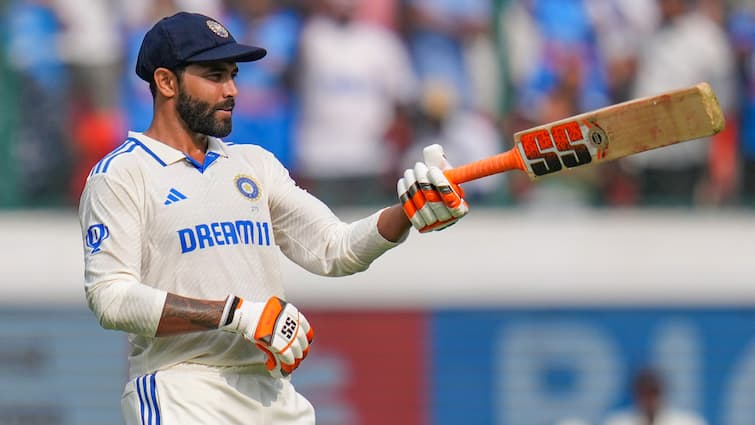 Ravindra Jadeja: क्यों रवींद्र जडेजा हैं टेस्ट के नंबर वन ऑलराउंडर? आंकड़ों ने खुद कर दिया बयां; इंग्लैंड की बजाई बीन