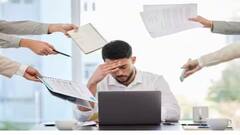 Health Tips: તમને મેન્ટલી બિમાર કરી શકે છે વર્કપ્લેસ એન્ઝાયટી, છૂટકારો મેળવવા સમય પહેલા અપનાવો આ ટિપ્સ.....