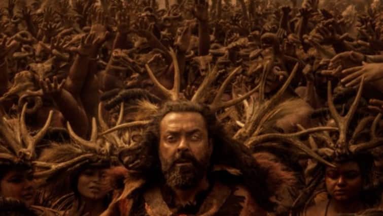 Bobby Deol के बर्थडे पर फैंस को बड़ा तोहफा, Kanguva से एक्टर के खूंखार लुक की मिली पहली झलक, पोस्टर देख रूह कांप जाएगी