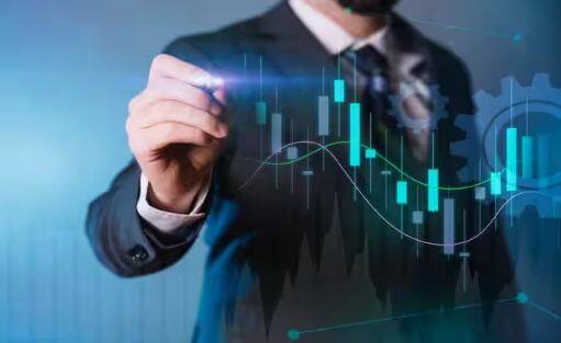 ਇਸ ਦੇ ਸ਼ੇਅਰ ਪਿਛਲੇ ਇਕ ਸਾਲ 'ਚ 60.98 ਫੀਸਦੀ ਯਾਨੀ 394.35 ਅੰਕ ਵਧ ਕੇ 1,041 ਰੁਪਏ 'ਤੇ ਪਹੁੰਚ ਗਏ ਹਨ।