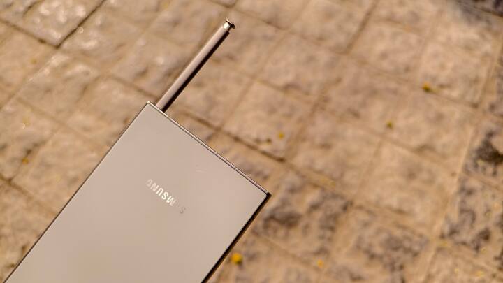 S Pen: still there, still awesome — The S Pen stylus, once an integral part of the Note series, is alive and well in the Galaxy S24 Ultra. And Samsung is right - the S24 Ultra’s flat display is a much better canvas for the S Pen to sketch and scribble on, than curved displays. We love how the stylus fits into the phone, and it comes with a number of smart features, including a button that triggers functions. We do wish it was a little more substantial in size, but it still remains the best stylus in phoneland. We can see many getting the S24 Ultra just for it. (Image Credit: Akriti Rana & Nimish Dubey)