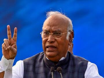 Bharat Jodo Nyay Yatra: மேற்கு வங்கத்தில் நுழையும் ராகுல் காந்தியின் யாத்திரை... மாம்தா பானர்ஜிக்கு முக்கிய கடிதம் எழுதிய கார்கே!