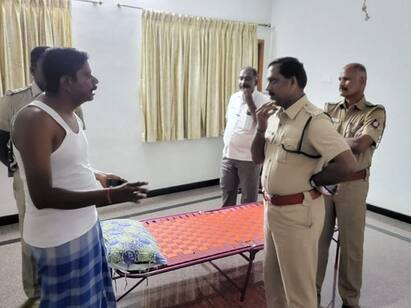 Karur crime 40 lakh  robbed at knife point houses near Aravakurichi - TNN வீடு புகுந்து கத்தியை காட்டி மிரட்டி ரூ.40 லட்சம் கொள்ளை - கரூரில் அதிர்ச்சி